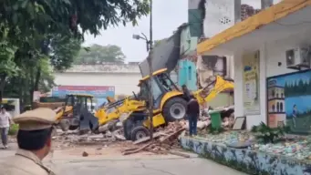सहारनपुर में मस्जिद ध्वस्तीकरण पर बवाल, इकरा हसन का बड़ा आरोप- 'संविधान का गला घोंटा जा रहा', अब कोर्ट जाएंगी