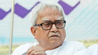 উদ্বেগ তুঙ্গে! দিল্লির হাসপাতালে ভর্তি প্রবীণ বাম নেতা বিমান বসু! হলো জরুরি অস্ত্রোপচার!