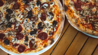 Customer sues eatery, food delivery platform for  ₹505 pizza order, wins  ₹10,520 payout over '3 inch' issue