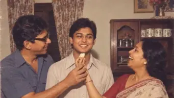 জন্মদিনে জেন জি শুদ্ধকে টাইম মেশিনে চড়ালেন চঞ্চল