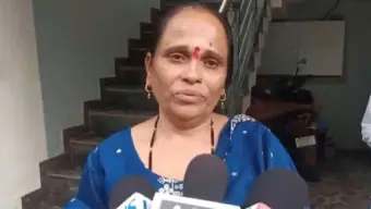 NEET Movement : ছেলের শুরু করা আন্দোলনের চাপে ইস্তফা ধর্মেন্দ্র প্রধানের, কী বললেন অভিজিৎ দীপকে-র মা ?