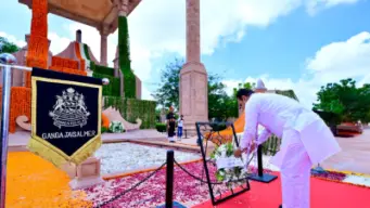 कारगिल विजय दिवस: सीएम भजनलाल ने दी अमर जवान ज्योति पर श्रद्धांजलि, शहीदों के सर्वोच्च बलिदान को किया नमन, कहा-कारगिल के वीर सदैव रहेंगे प्रेरणास्रोत