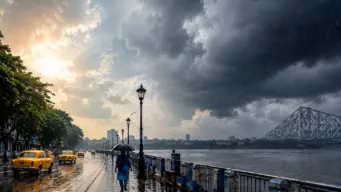 West Bengal Rain: রোদ-বৃষ্টির লুকোচুরি বাংলায়, সপ্তাহান্তে ভারী বৃষ্টি থেকে মিলবে স্বস্তি?