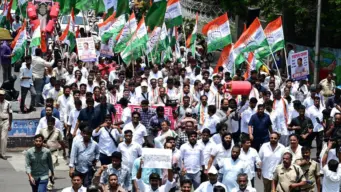 Congress Launches Nationwide Candlelight Marches and Satyagraha Over NEET, CBSE Exam Irregularities | Cliq Latest