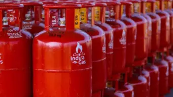 LPG Gas: ৩০ সেপ্টেম্বর লাস্ট ডেট, এটা না করলে ১ অক্টোবর থেকে গ্যাসে ভর্তুকি মিলবে না