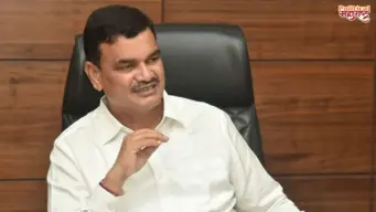 Farmer Loan News  : शेतकऱ्यांच्या खात्यात 'या' तारखेपर्यंत पैसे जमा होतील, अंतिम यादी टप्प्यात; भरणेंचा विश्वास!