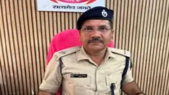 Giridih News : युवक की पिटाई के वायरल वीडियो मामले में नगर  थाना प्रभारी लाइन क्लोज