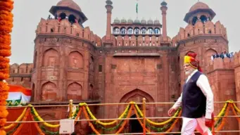 Vande Mataram: ఆగస్టు 15న ఎర్రకోటపై వందేమాతరం గేయం ఆలాపన