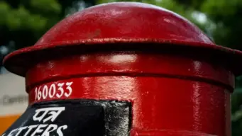 തട്ടിപ്പ് സ്ക്രാച്ച്‌ കാര്‍ഡ് തപാലില്‍ രജിസ്റ്റേര്‍ഡായി വരും; ഓണ്‍ലൈൻ ഷോപ്പിങ് പ്ലാറ്റ്‌ഫോമുകളുടെ പേരില്‍ സമ്മാനക്കത്ത്; വീഴരുത്