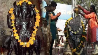 આજે શનિવારે ચંદ્રનું રાશિ પરિવર્તન! આ 3 રાશિઓને પ્રોપર્ટીથી થશે જબરદસ્ત લાભ, કિસ્મત આપશે પૂરો સાથ.
