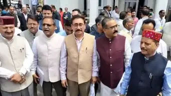 मानसून सत्र के पहले ही दिन हंगामा, वंदे मातरम् पर सदन में खूब हुआ हो-हल्ला