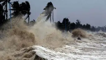 ধেয়ে আসছে মহাদুর্যোগ, মঙ্গলবার থেকে কাঁপবে দুই বঙ্গ! - বর্তমান বাংলা