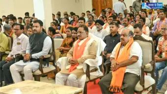 CM विष्णुदेव साय ने 'मन की बात' के 136वें एपिसोड का किया श्रवण