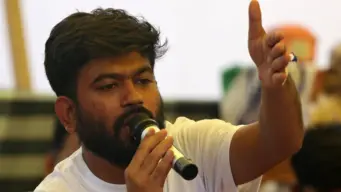 अभिजीत दिपकेबाबत आईने उघड केलं मोठं सत्य; म्हणाल्या, "तो"..