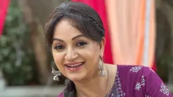 'We're Being Harassed': 8 CINTAA Members Quit Amid Allegations Against Poonam Dhillon, Padmini Kolhapure