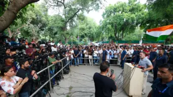 राहुल ने कहा- छात्रों पर पेलेट गन चलाने की मंज़ूरी अमित शाह ने दी, संसद में उठेगा मामला