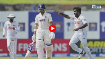 IND vs SL 1st Test: अरे पाय तरी हलव..! यशस्वी जैस्वाल एका जागेवर अडकला, भोपळ्यावर माघारी परतला... Video Viral