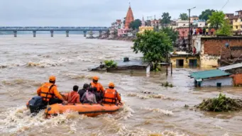 बिहार में बाढ़ का संकट: 11 जिलों में लाखों लोग प्रभावित