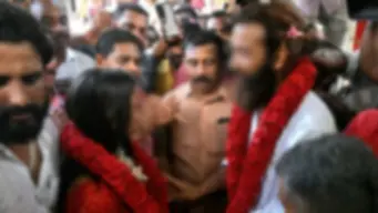 കുംഭമേള വൈറല്‍ താരത്തിന്റെ വിവാഹം; മുഹമ്മദ് ഫര്‍മാന് ഹൈക്കോടതിയില്‍ തിരിച്ചടി
