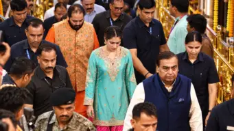 Ambani Family Seeks Blessings at Lalbaugcha Raja, Radhika Merchant Impresses in Desi Look