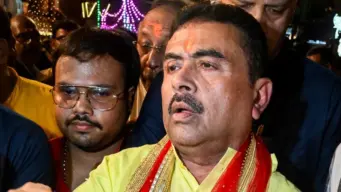 চিন্ময় প্রভুর চোখের জলে আবেগঘন শুভেন্দু! বাংলাদেশ প্রসঙ্গে টানলেন শ্যামাপ্রসাদ-প্রণবানন্দকে