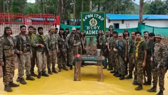 नारायणपुर में सुरक्षा बलों को मिली बड़ी सफलता, नक्सलियों के छिपाए हथियार और विस्फोटक सामान किए बरामद