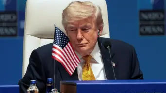 '1000 missiles locked ​& loaded': Trump warns 'orders given' to 'decimate and destroy' all areas of Iran if Tehran targets him