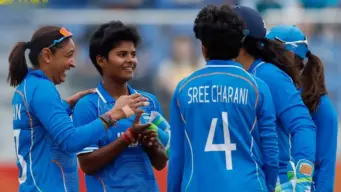 বাংলাদেশকে হারিয়ে এশিয়ান গেমসের ফাইনালে ভারত, বিশ্বরেকর্ড মন্ধানার, সোনার লড়াই শ্রীলঙ্কার সঙ্গে