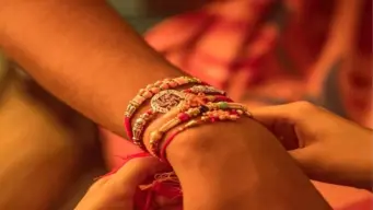 Raksha Bandhan 2026 During Panchak:  रक्षाबंधनापूर्वीच्या पंचक काळात राखी विकत कुरियर करणे शुभ की अशुभ? जाणून घ्या..