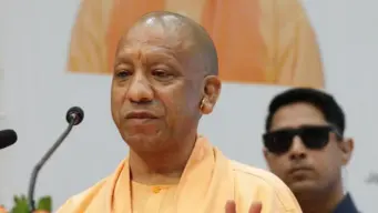 CM योगी के नेतृत्व में गोरखपुर की बदली तस्वीर, फोरलेन सड़कें, फ्लाईओवर और रेल ओवरब्रिज से आसान हुआ सफर