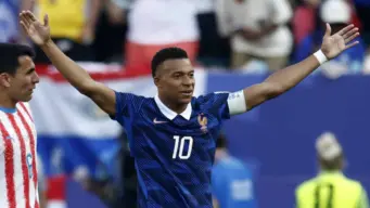 Mbappe penalty sends France past Paraguay into quarterfinals