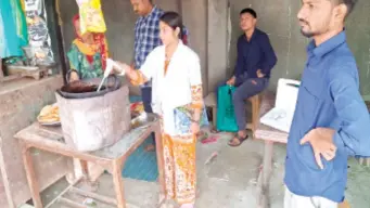 Chhotaudepur: છોટાઉદેપુરમાં ફૂડ વિભાગ દ્વારા ખાદ્યપદાર્થોનું દુકાનોમાં ચેકિંગ
