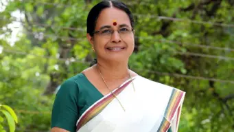 ഐഷാ പോറ്റിയുടെ പരാതിയില്‍ നടപടി; കൊല്ലം ജില്ലയിലെ നാല് പൊലീസുകാരെ സ്ഥലം മാറ്റി