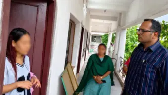 ഹോസ്റ്റലില്‍ മൊബൈല്‍ ഫോണ്‍ കാണാതായതിനെച്ചൊല്ലി തര്‍ക്കം: ആന്ധ്രപ്രദേശില്‍ വിദ്യാര്‍ത്ഥിനികള്‍ തമ്മില്‍ സംഘര്‍ഷം, വടക്കുകിഴക്കൻ സംസ്ഥാനങ്ങളില്‍ നിന്നുള്ള വിദ്യാര്‍ത്ഥിനികളെയടക്കം മാറ്റി | Clash Between Nursing Students