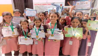 कन्या सीनियर बेसिक विद्यालय में प्रतिभा सम्मान समारोह का हुआ आयोजन