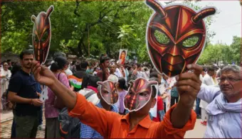 कॉकरोच जनता पार्टी ने धरना प्रदर्शन खत्म करने का ऐलान किया, बोले- सरकार ने तीनों मांगे मानी