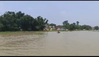 বন্যার জলে তলিয়ে যুবকের মৃত্যু, পরিবারে হাহাকার