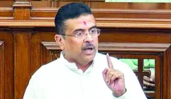 আজ বিধানসভায় আমফান দুর্নীতি নিয়ে CAG রিপোর্ট, প্রকাশ্যে আসতে পারে বড় নাম! রাজনৈতিক মহলে তুঙ্গে জল্পনা
