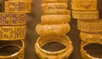 Gold Price: सोने के आसमान छूते दाम... बदला ट्रेंड, अब तोले नहीं, रुपए के बजट से तय हो रही गहनों की खरीदारी