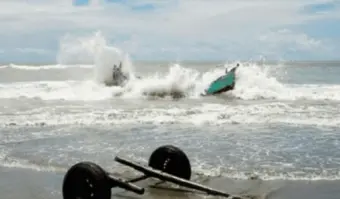 Boat carrying students sinks in Congo, 20 dead