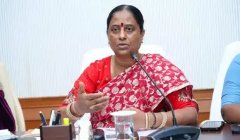 TPCC lambasts Forest Minister Konda Surekha for supporting daughter Sushmita in defiance of  party