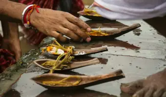 अलग-अलग होता है श्राद्ध, तर्पण और पिंडदान, जानें इसका महत्व