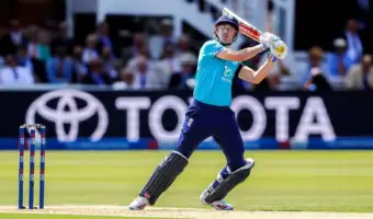Harry Brook ने तोड़ा Shubman Gill का रिकॉर्ड, 114 गेंदों में जड़ा सबसे तेज ODI दोहरा शतक​