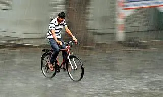 Karnataka Rains: ನಾಳೆ ಧ್ವಜಾರೋಹಣಕ್ಕೆ  ಹಲವೆಡೆ ಗಾಳಿ-ಮಳೆಯ ಕಾಟ ಸಂಭವ