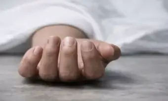 యాదగిరిగుట్ట పుష్కరిణిలో పడి నాలుగేళ్ల చిన్నారి మృతి
