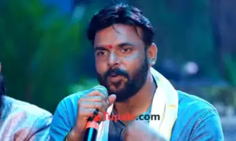 హీరోహీరోయిన్ల నమ్మకం చూస్తే భయమేస్తోంది: 'కరికాల' డైరెక్టర్