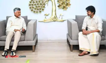 పవన్ విత్ విజయ్... ఎలా మిస్ అయింది ?