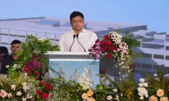 డిగ్రీలు మాత్రమే సరిపోవు: యూనివర్సిటీలకు మంత్రి శ్రీధర్ బాబు స్ట్రాంగ్ మెసేజ్!
