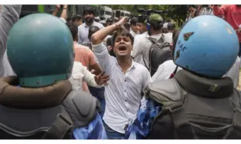 Anil Tyagi | How the Capital Panic-planned For The Great Cockroach Bite