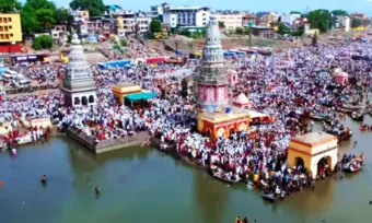 आषाढी वारी.